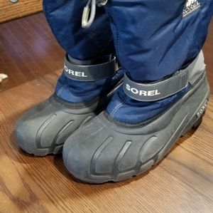 Sorel winter boots, youth size 4